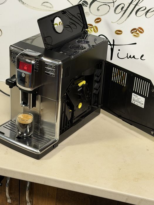 Кафемашина кафе автомат Philips Saeco Incanto с гаранция