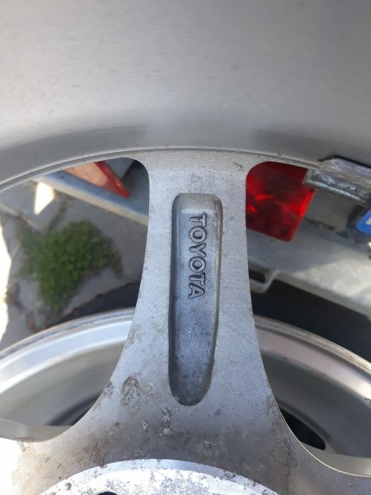 Vand jante aliaj Toyota!