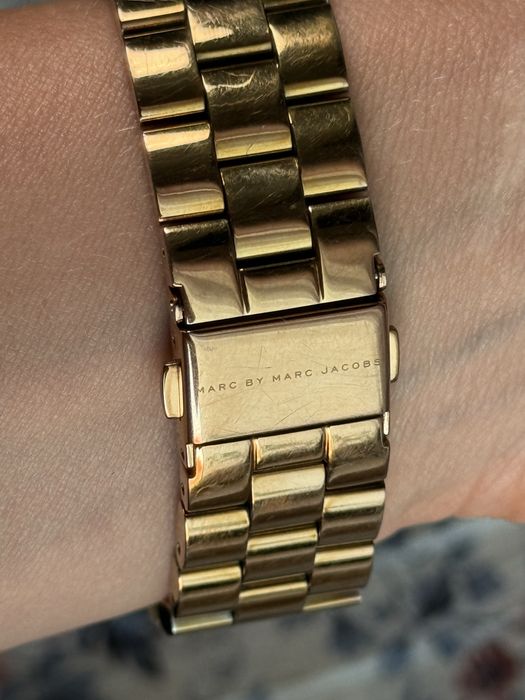 Ceas dama Marc Jacobs-rose gold, cadran albastru si rezistent