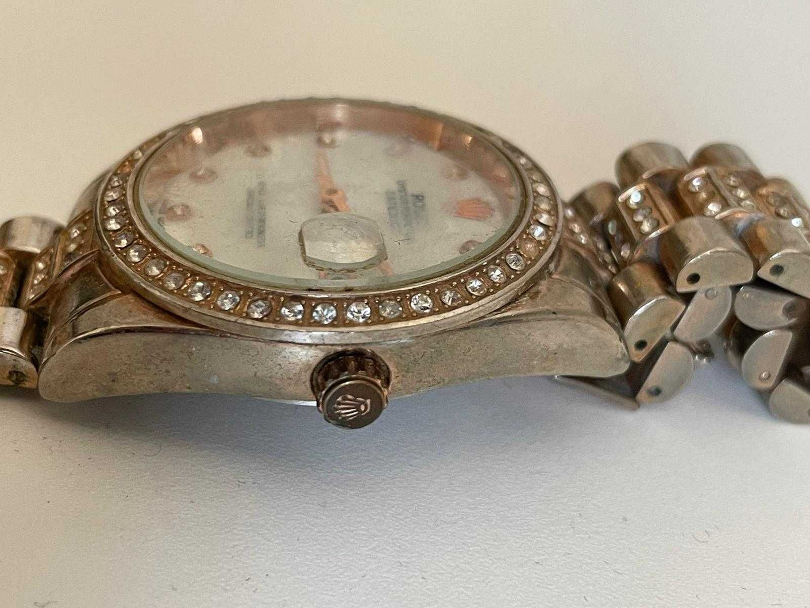 DETERIORAT Rolex Oyster Perpetual Ladies Diamond Watch
