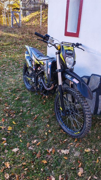 Motocicleta enduro\cross Alfarad T7