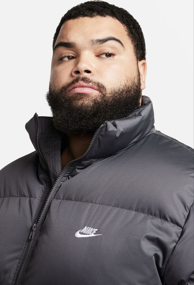 Мъжко зимно яке Nike