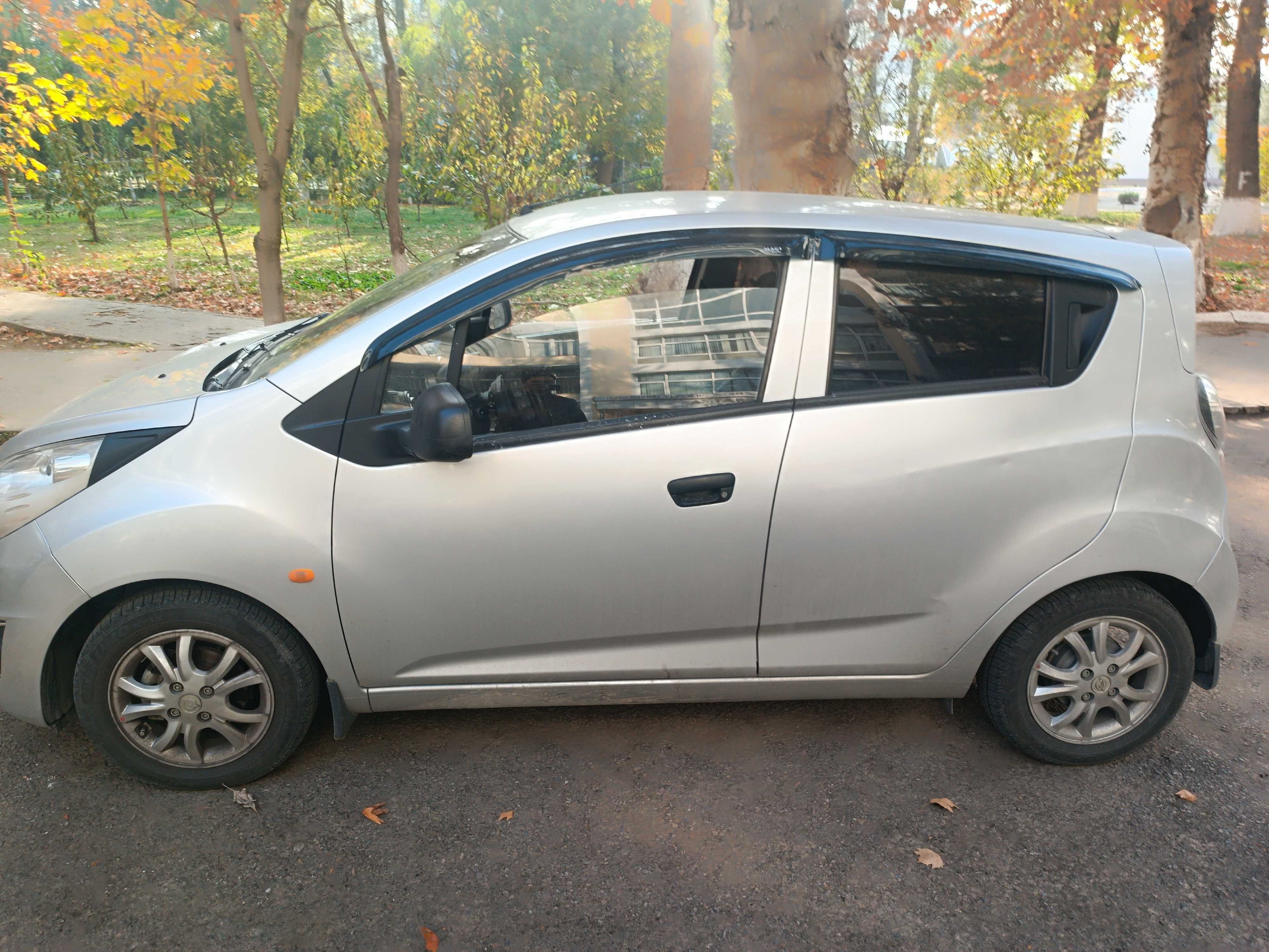 Spark avtomat 2011