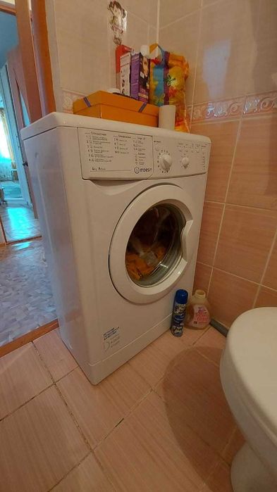 стиральная машинка Индезит