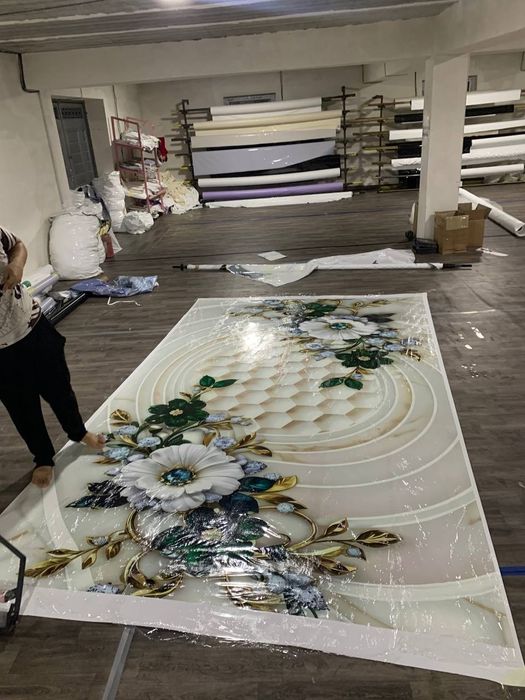 натяжной паталок фото обой хизмати