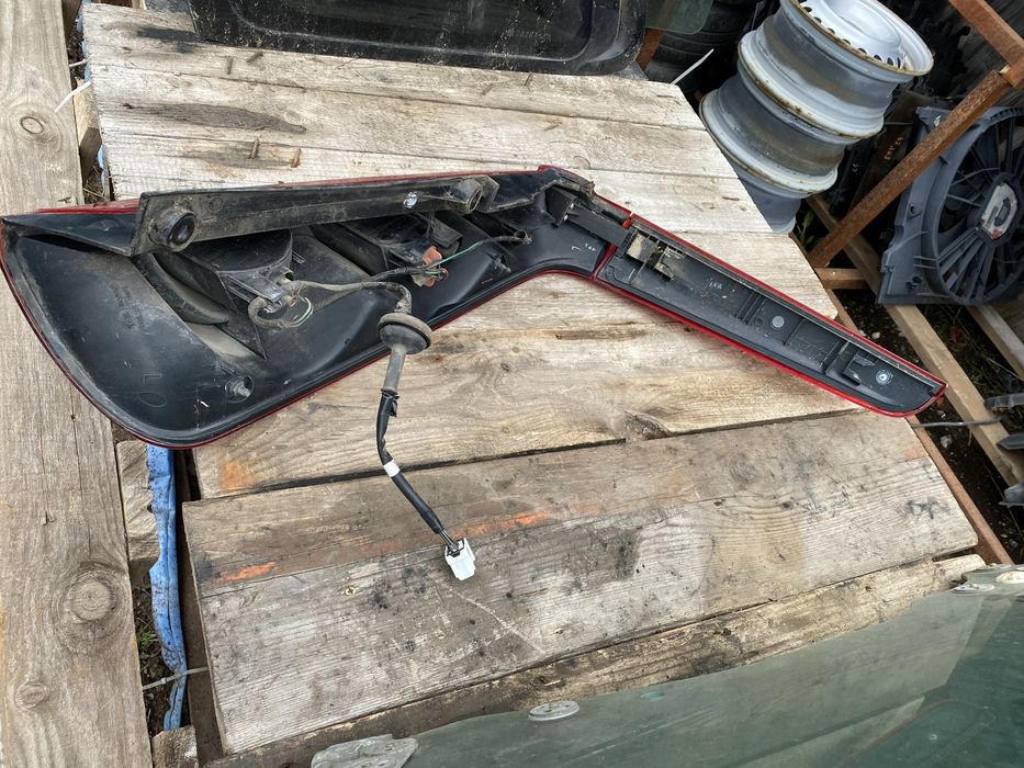 Ляв/Десен стоп Nissan Note 2006-2013г