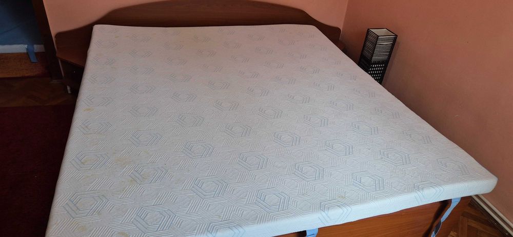 Saltea Dormeo 180 x 200 x7cm din spuma cu memorie