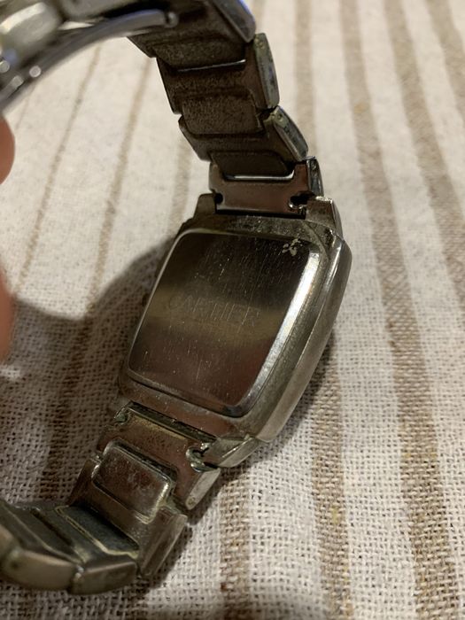 Часовник Cartier