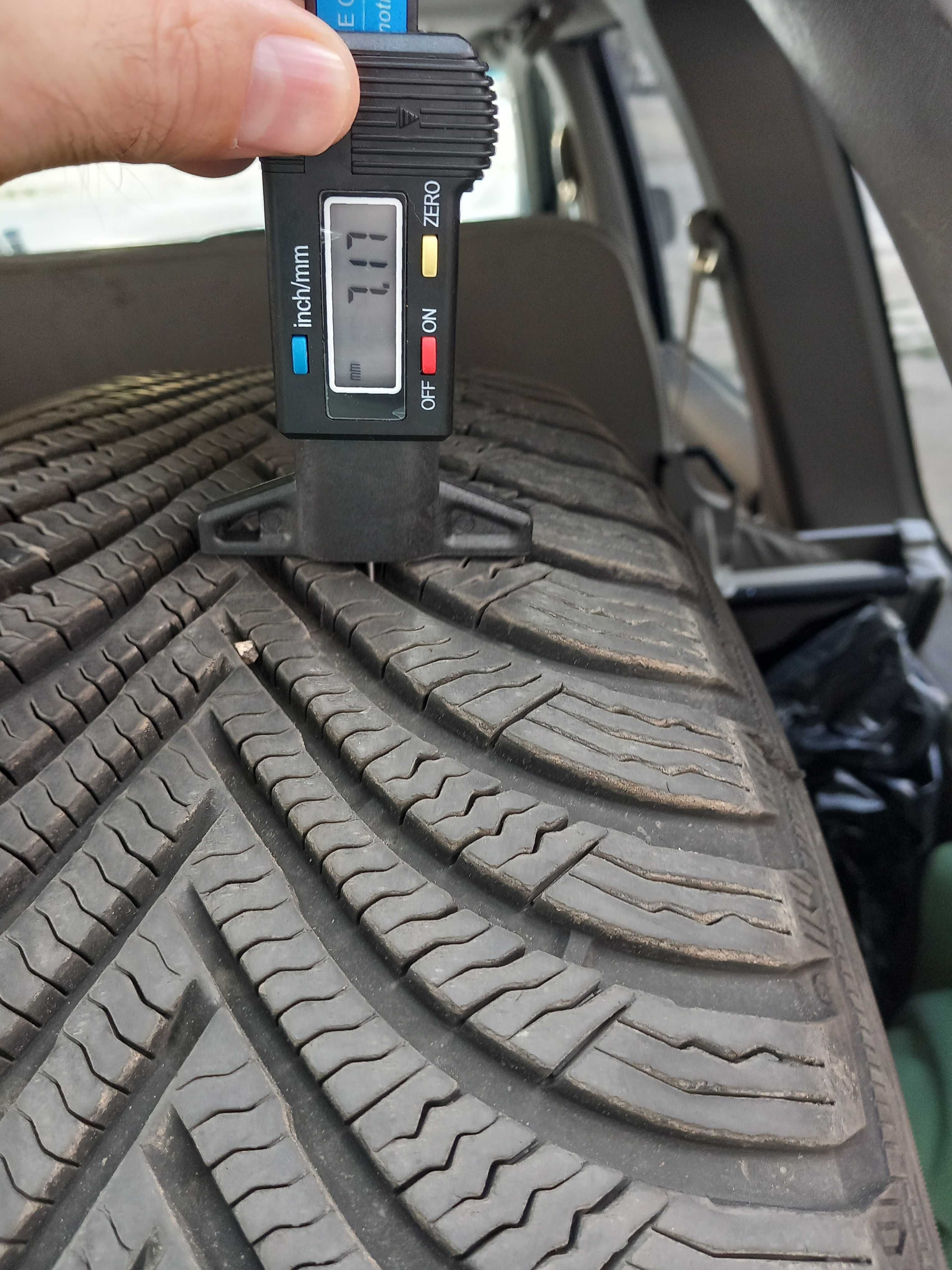 215/65 R17 michelin alpin 5