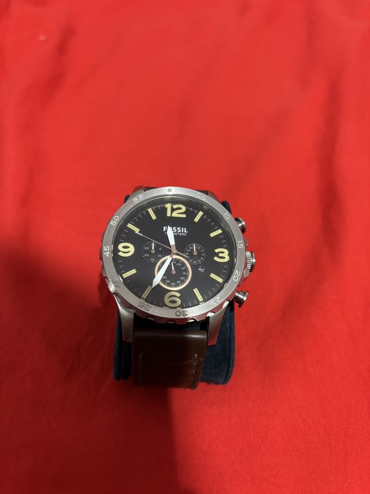 ceas fossil barbati