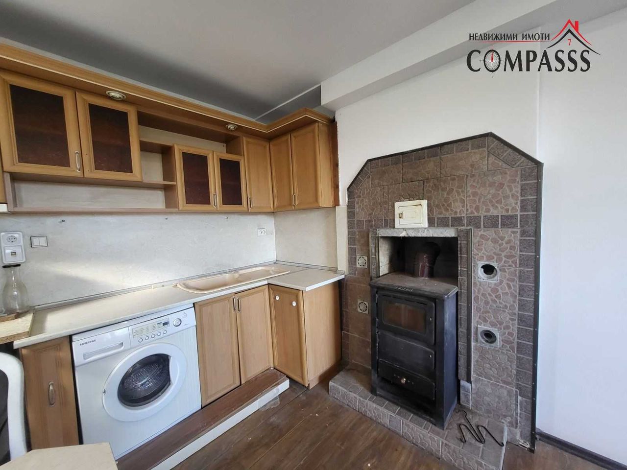 Продава се Къща в с. Плачидол, Област Добрич - 209 кв.м за 488 €/кв.м - Снимка #1