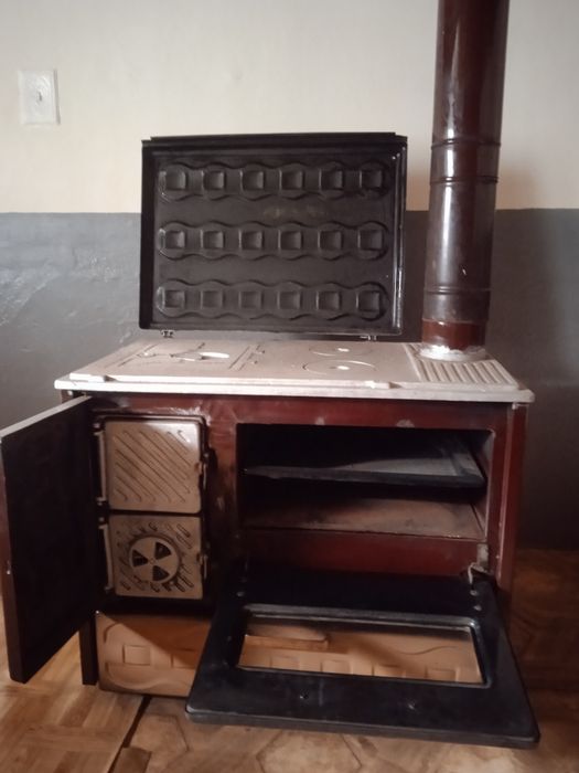 Продавам селска готварска печка