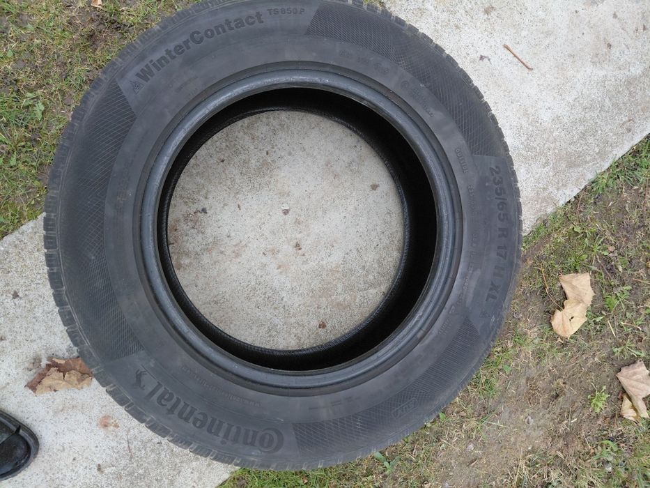 Anvelope  iarna continental 235,65,r17