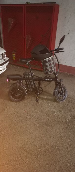 Продам Электро-велосипед ACE 006, шлем в подарок.