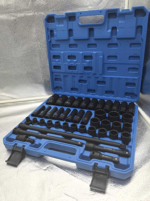 Set chei tubulare Hitman ranforsate, 12 colturi, finisaj negru–349 lei