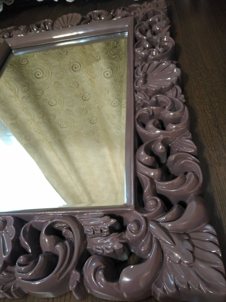 Oglinda de perete mov vintage decorativa cu ornamente stil baroc