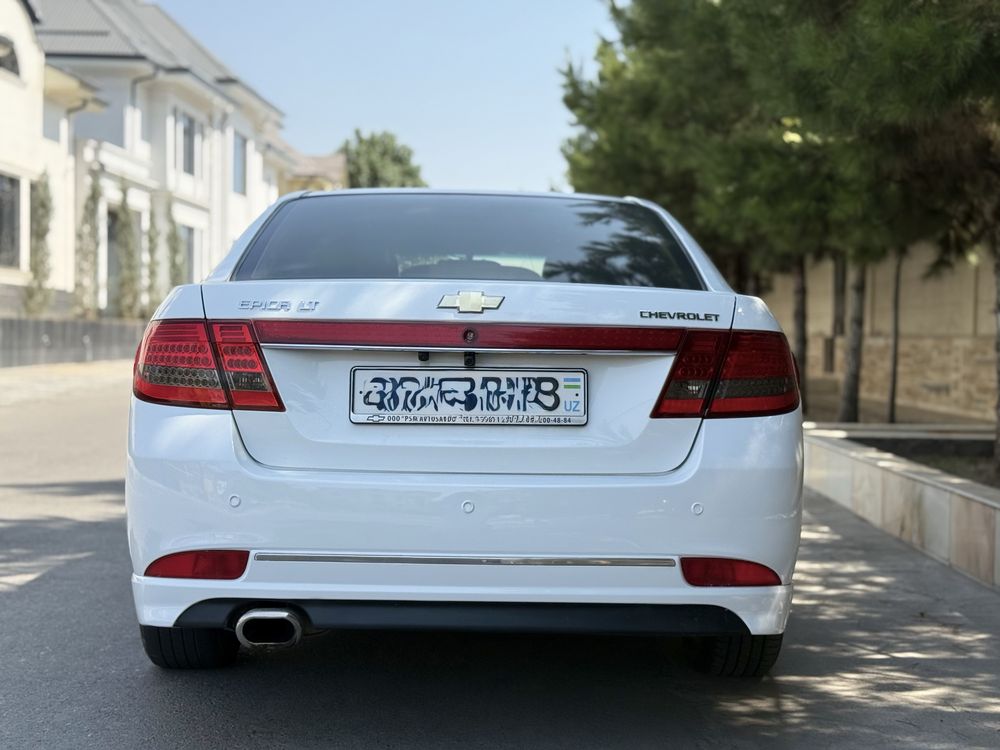 Авто Chevrolet Epica 2011 год, продается.