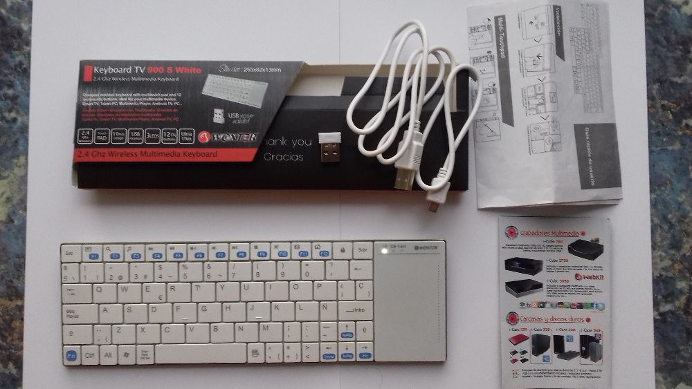 Tastatura wireless Smart TV - Keyboard TV 900 S White Woxter