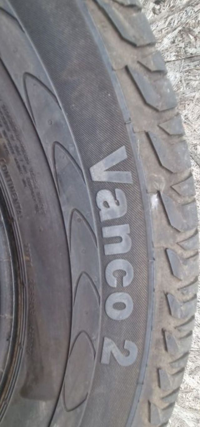 Anvelope Continental Vanco 2 
215/65 R15C 104/102T