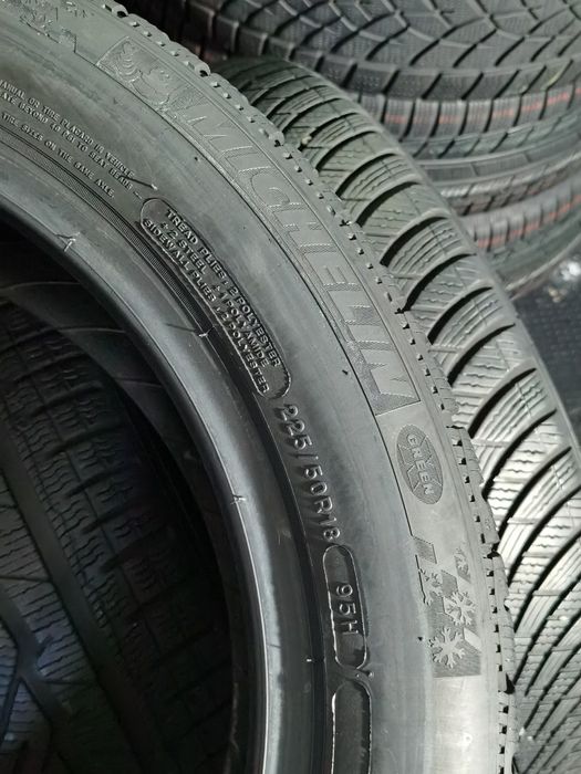225/50R18 95H Michelin run flat DOT19