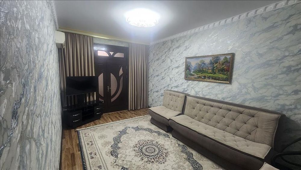 Чилонзор тумани Торговый центр 3хонали квартира ижарага берилади