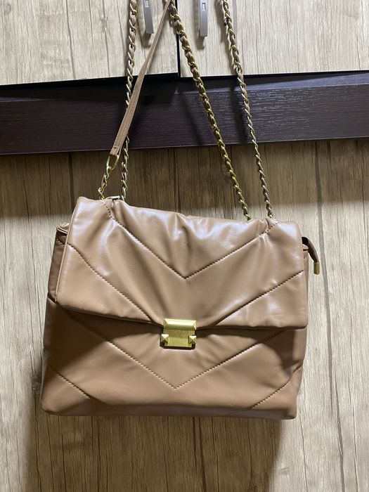 Продается женская сумочка