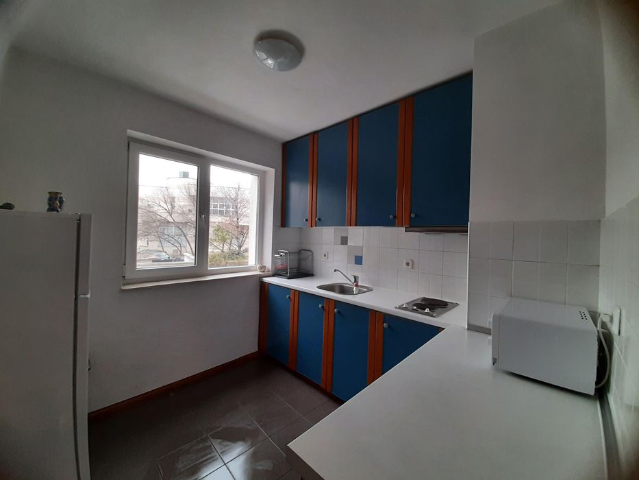 Дава се под наем Двустаен апартамент в Пловдив, Младежки Хълм - 70 кв.м за 400 € - Снимка #4