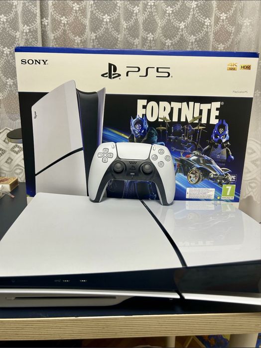 Playstation 5 cu disc + jocuri