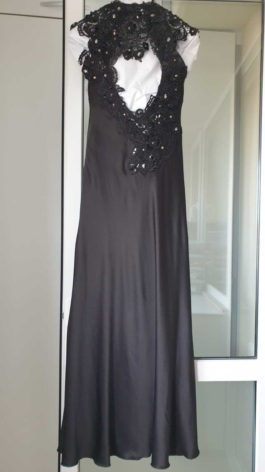 rochie lunga neagra ocazie