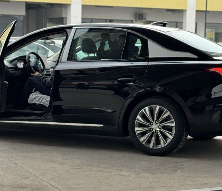 Honqi 500 km notariusga tayyor