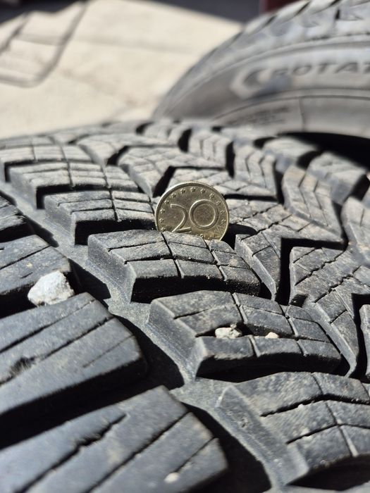 Зимни гуми Debica Frigo HP2 225/50/17 DOT 2122