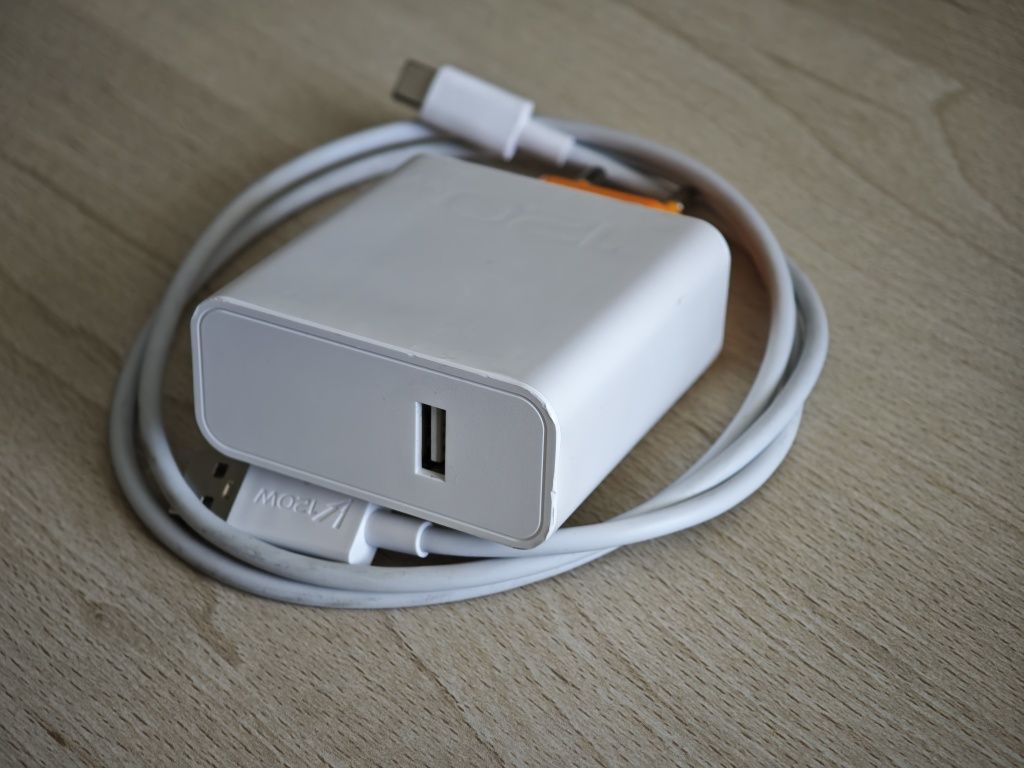 incarcator flash charge 120w vivo