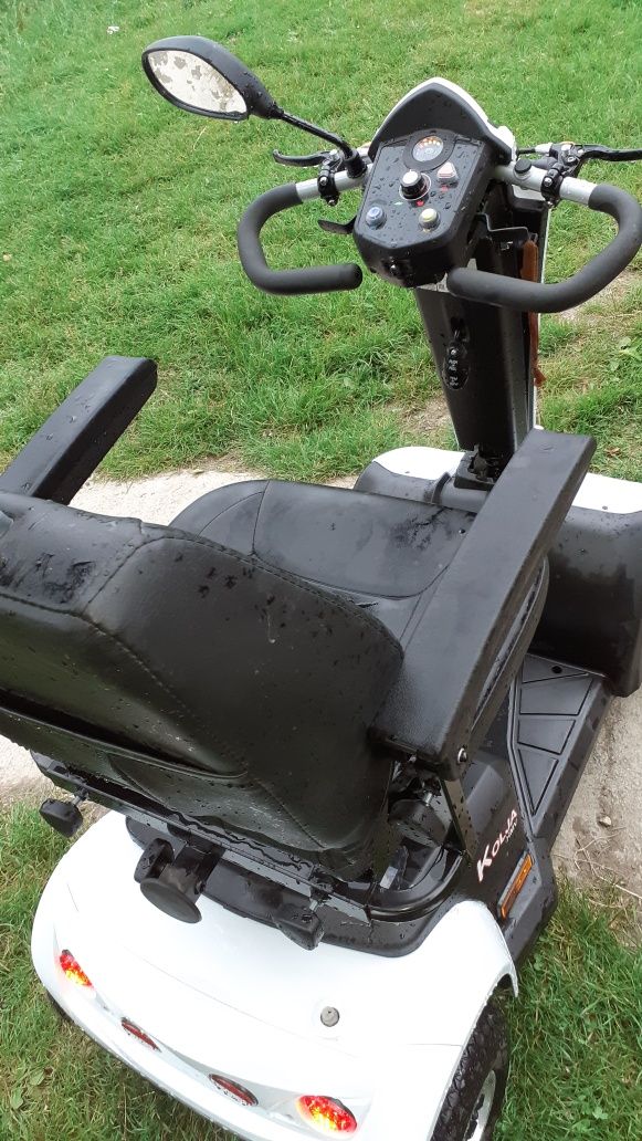 Scuter electric persoane cu handicap sau persoane an varsa