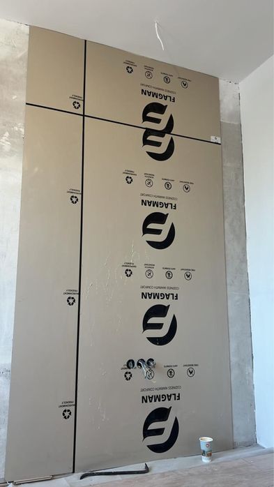 Стеновая панель одна