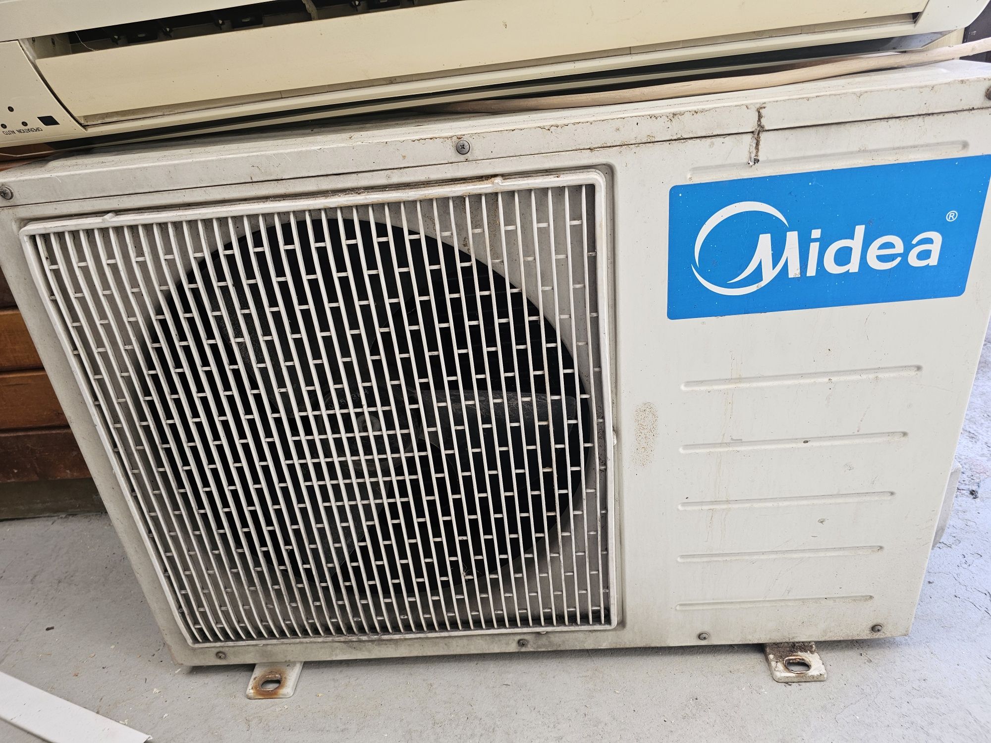 Климатик Midea  ,DC  inverter