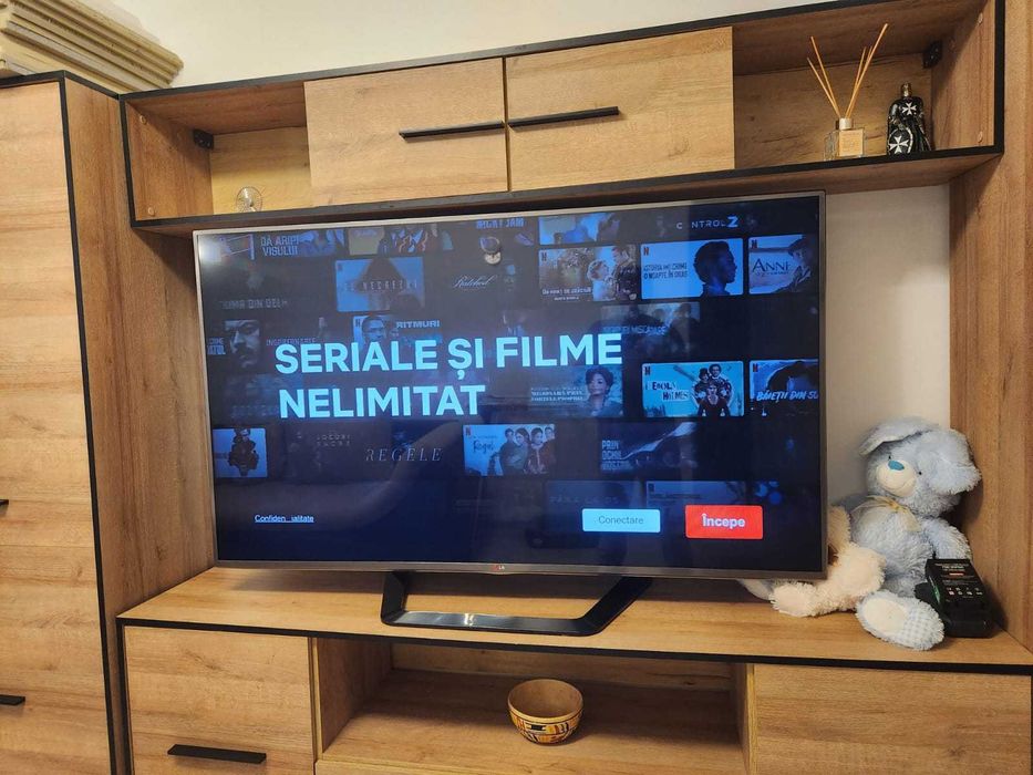 Televizor LED LG 3D 152 cm/ Netflix / Youtube + suport perete