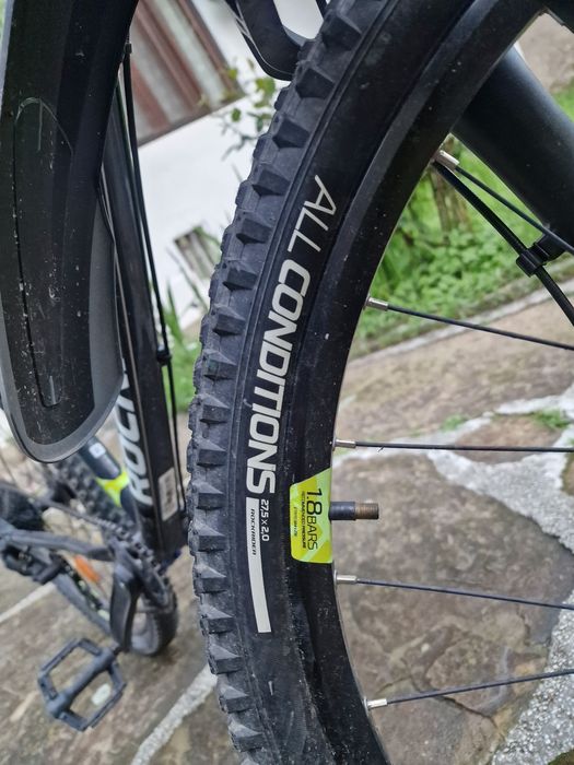 Планински велосипед Rockrider  ST530  27.5  80mm

Рокрайдъ