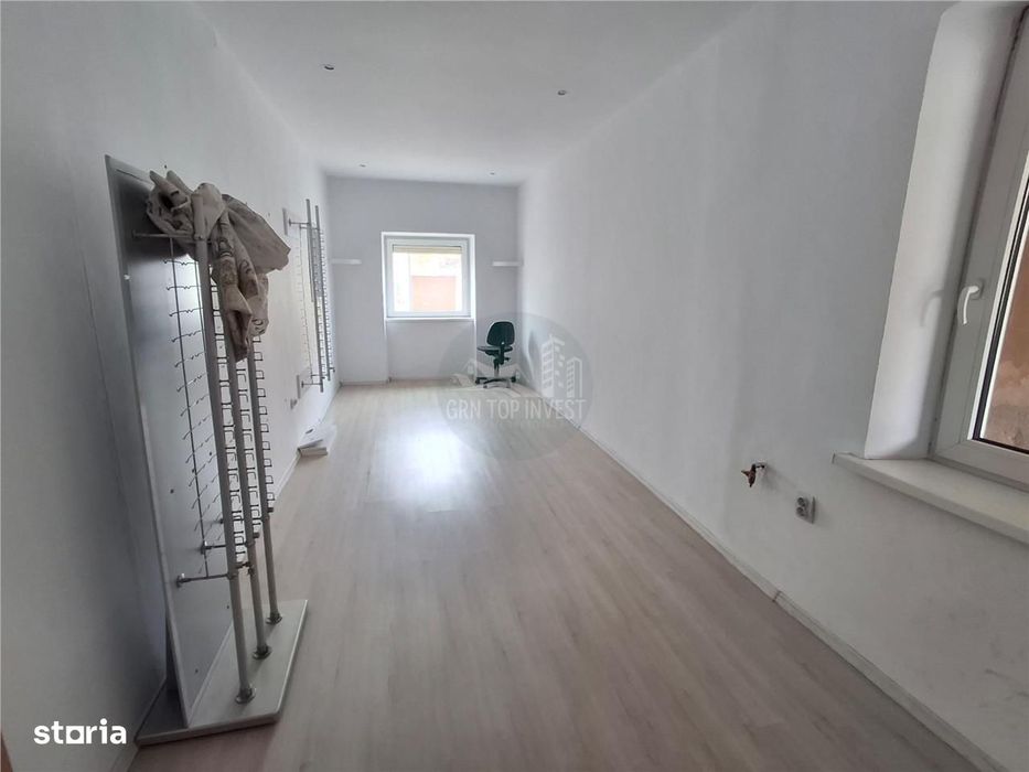 Apartament 4 camere la casa Cisnadie