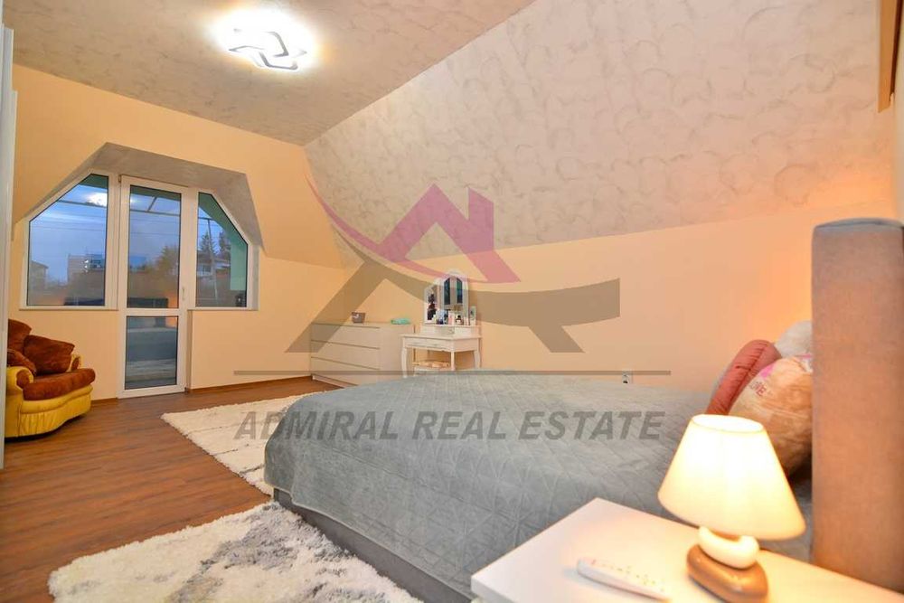 Продава се Двустаен апартамент в Варна, Левски - 80 кв.м за 2000 €/кв.м - Снимка #4