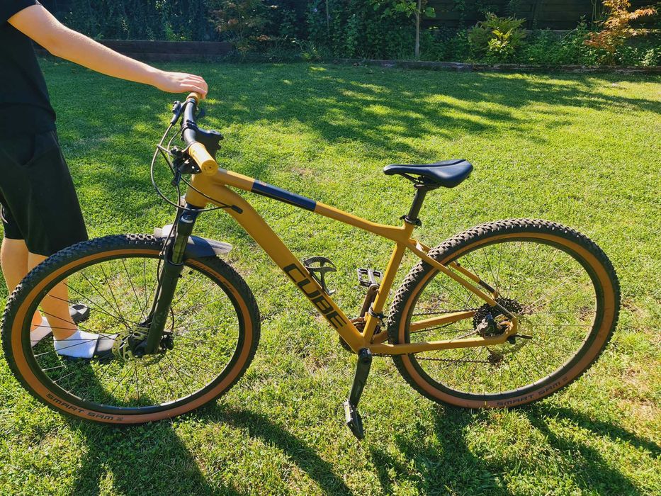 Bicicleta Cube Aim Ex Caramel Black 2023