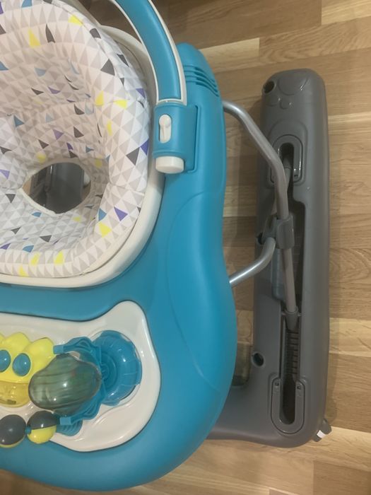 Проходилка Babymoov