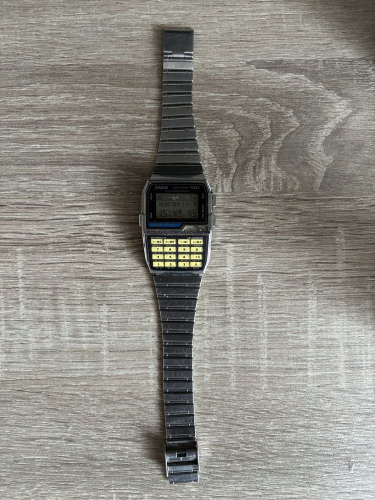 Часовник Casio Iluminator