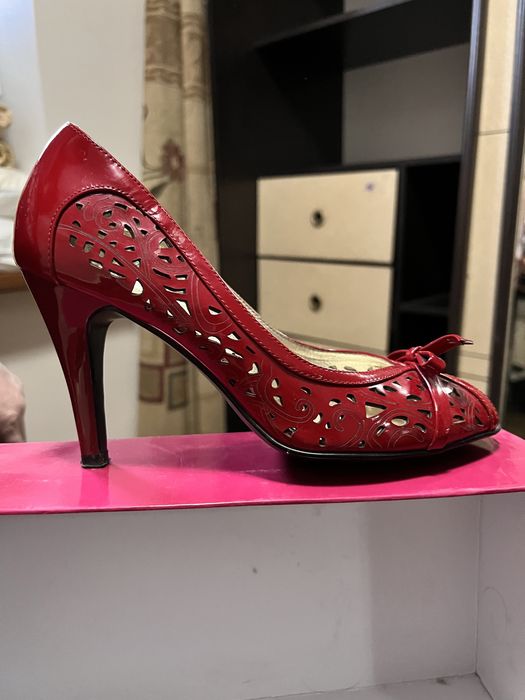 продам туфли ELELSEN