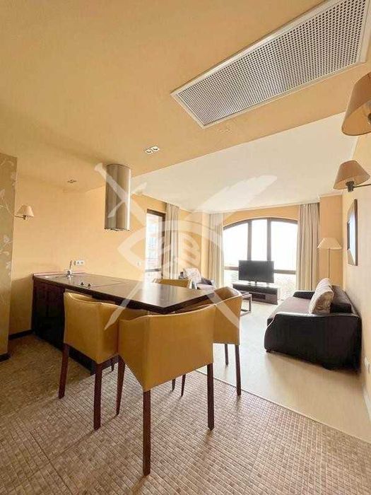 Продава се Тристаен апартамент в к.к. Слънчев бряг - 100 кв.м за 1380 €/кв.м - Снимка #2