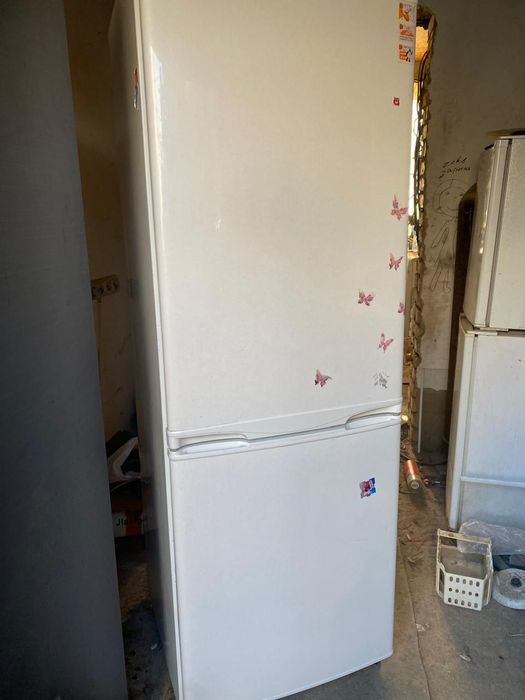 Холодильник Daewoo