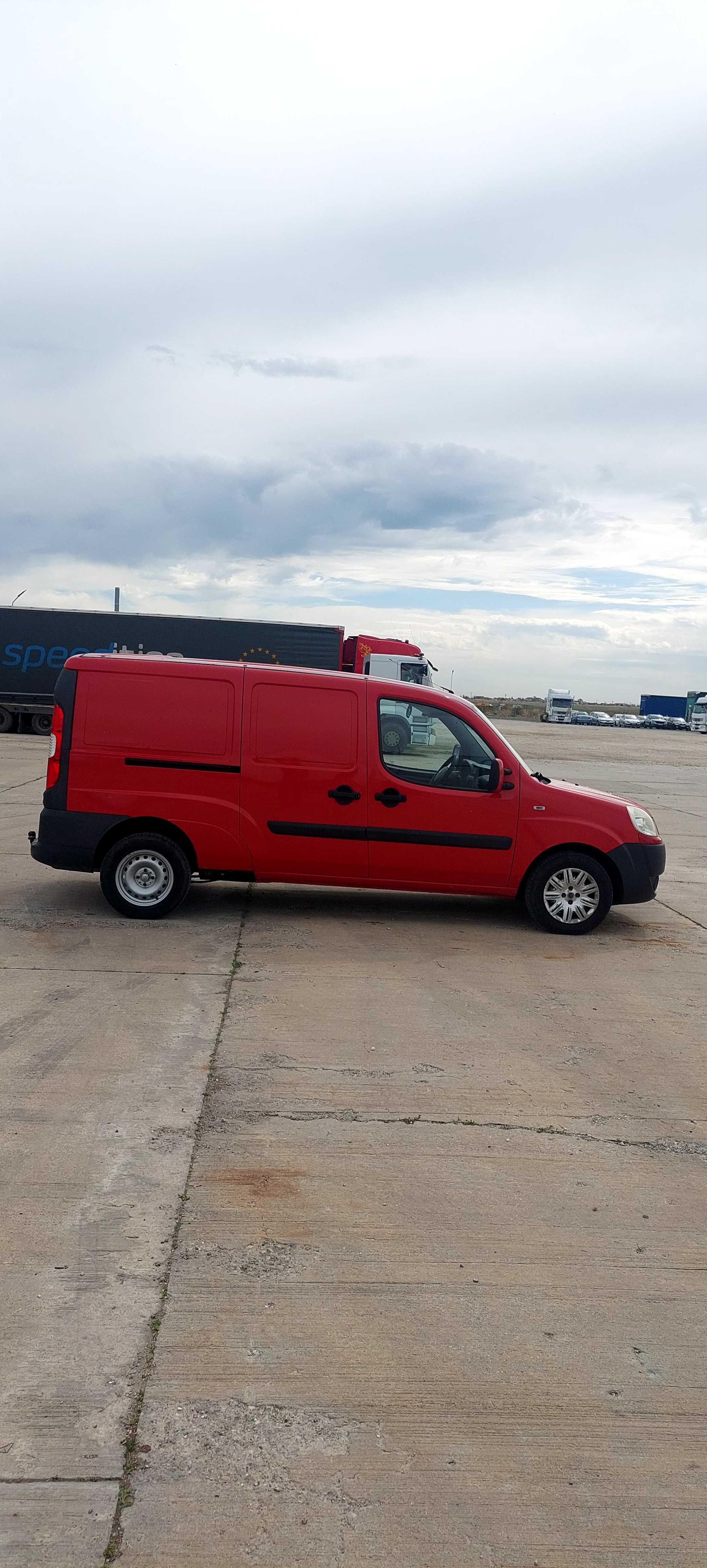 Fiat doblo cargo  maxi cu AC