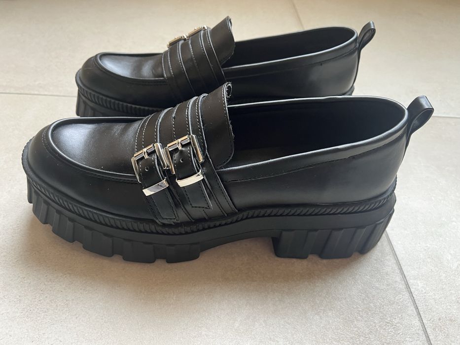 Goth Обувки на платформи