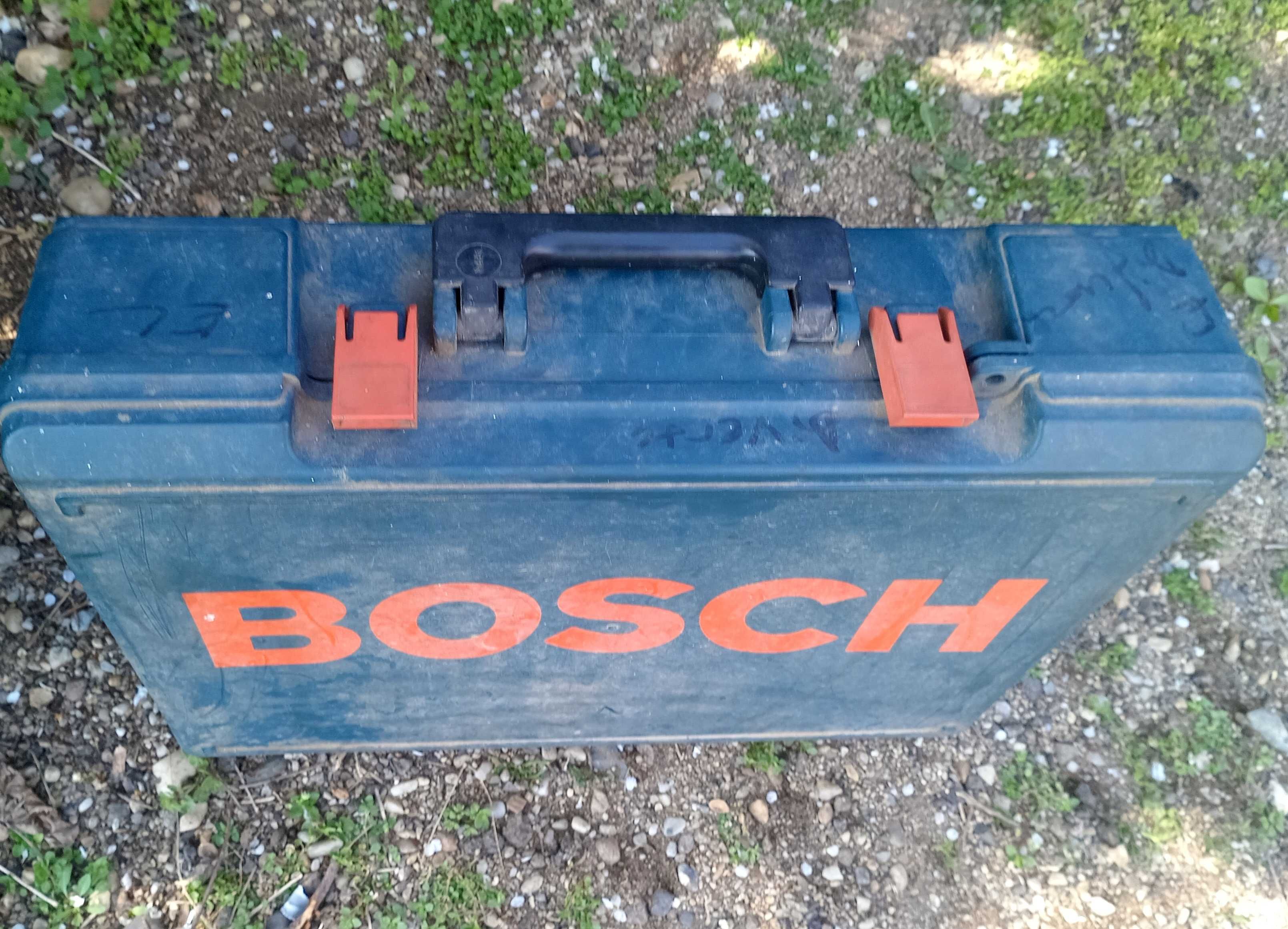 Ciocan demolator Bosch GSH 5 E SDS max. cu spitz si dalta stare buna