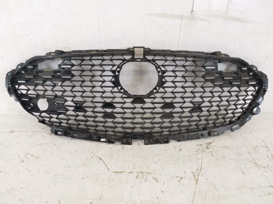 Grila Radiator Mazda  3 BP 2019 2020 2021 2022 Originala Avariata