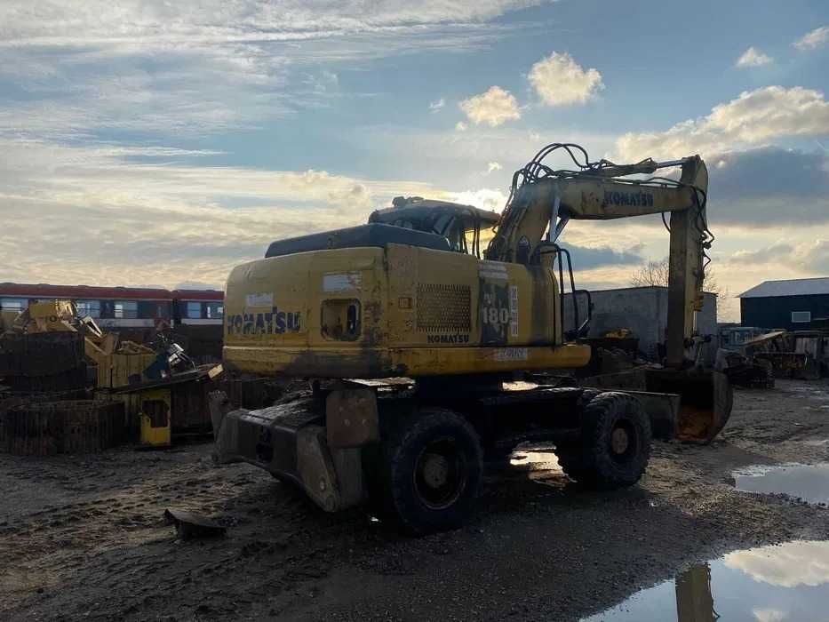Dezmembrez excavator pe roti Komatsu PW 180 - 7K